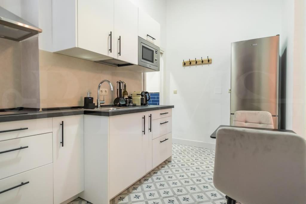 Apartamento Historic Gem With Modern Comfort By Rems *